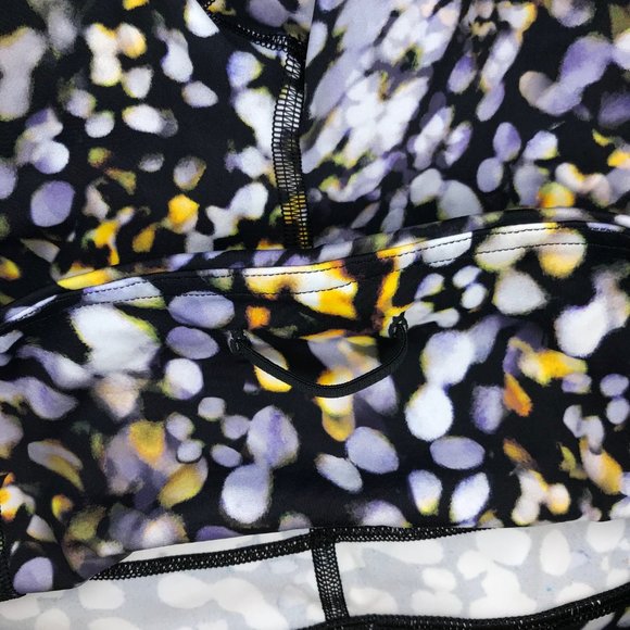 Lululemon leggings, navy/yellow/white, 4 - Picture 5 of 7